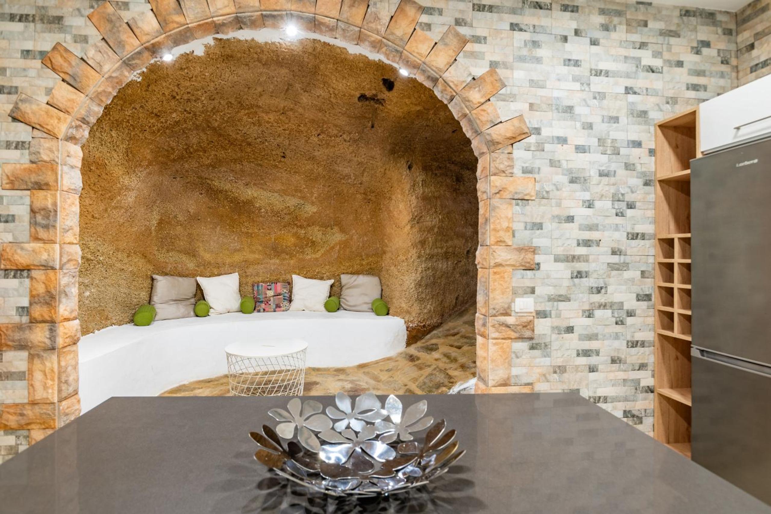 Moderna Cueva Luxury Familiar