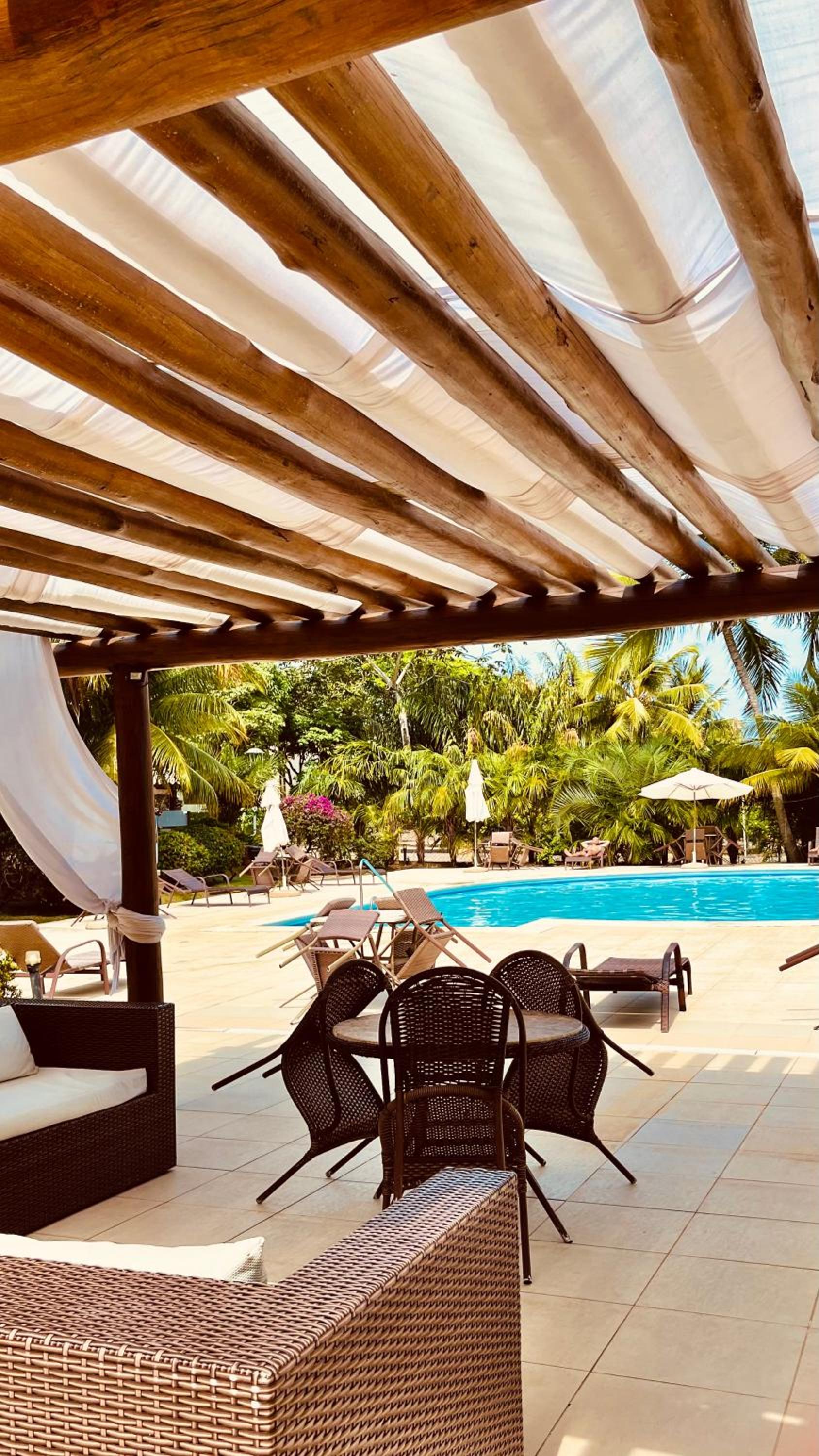 Casa Peixinho - Reserva Imbassaí 3 suítes