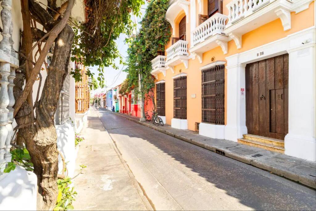 Charming 1BR apartment in the Heart of Cartagena's Old City