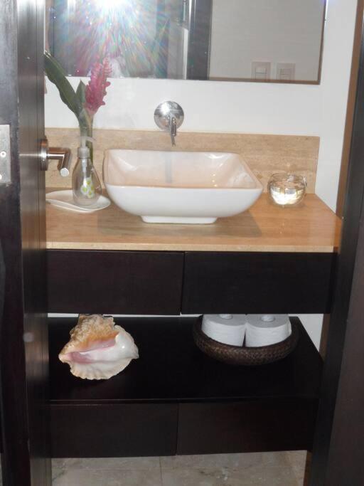 Charming 1BR apartment in the Heart of Cartagena's Old City