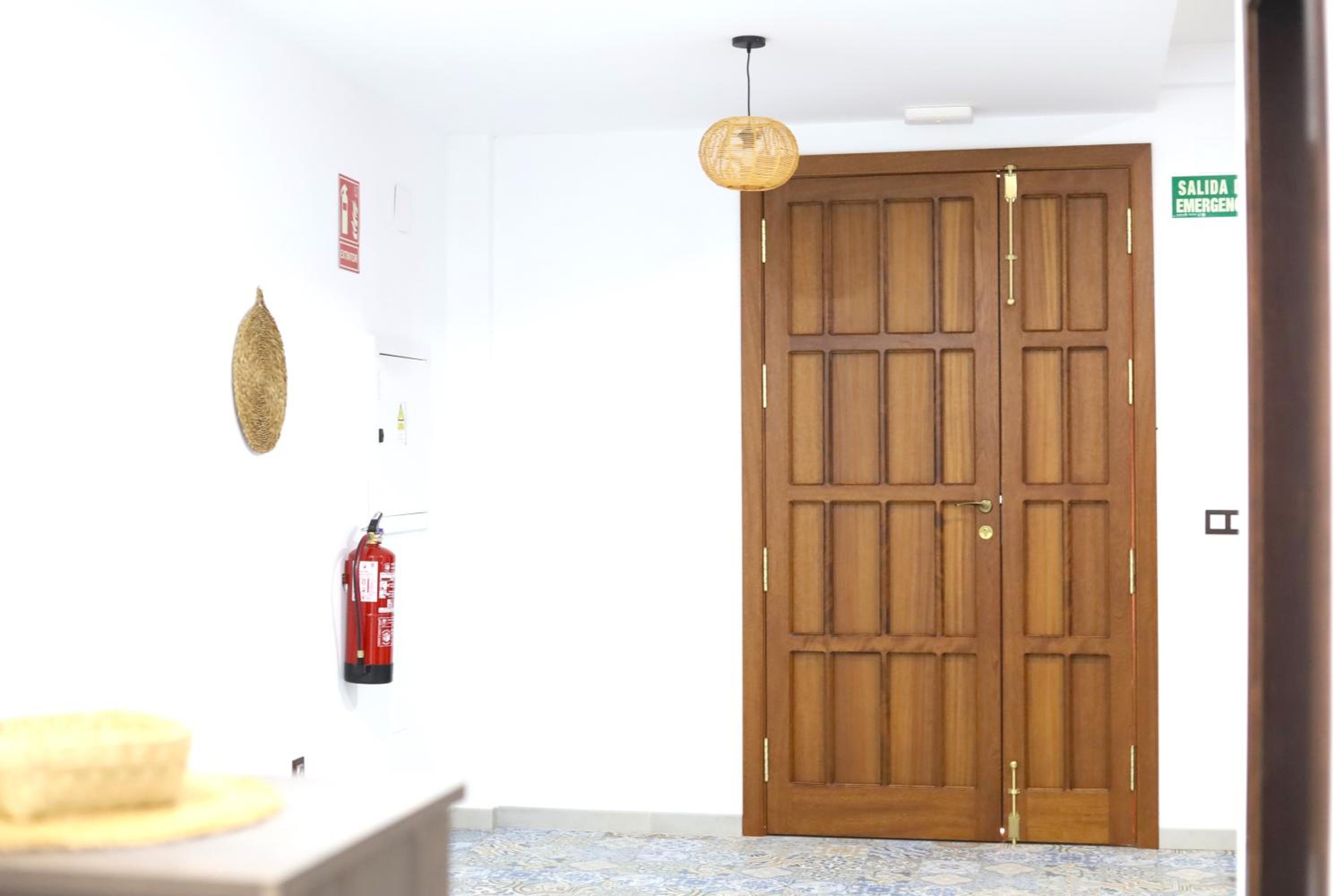 Hospedium DLJ Hostal La Paz