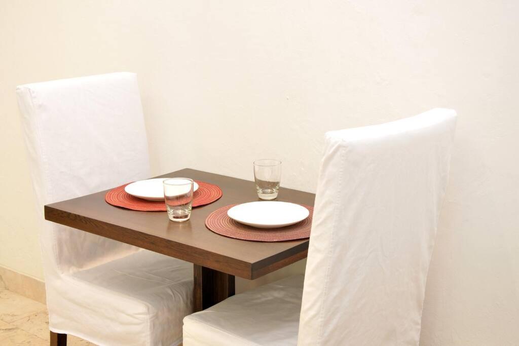 Charming 1BR apartment in the Heart of Cartagena's Old City