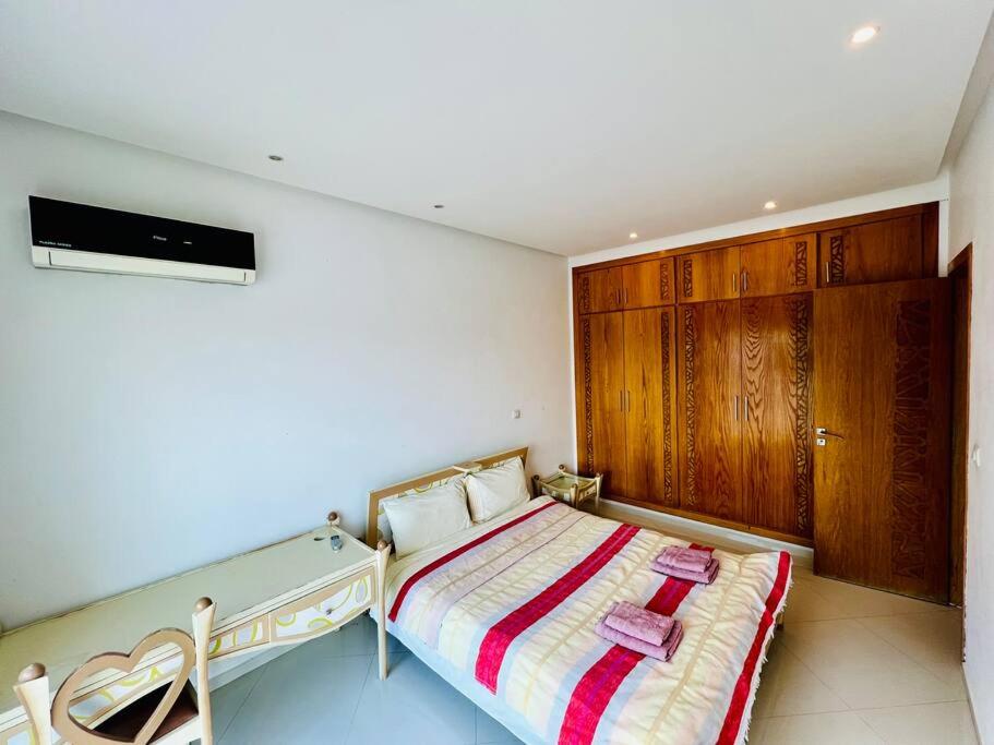 Riverside 3BR Farm - Pool & Stunning Views