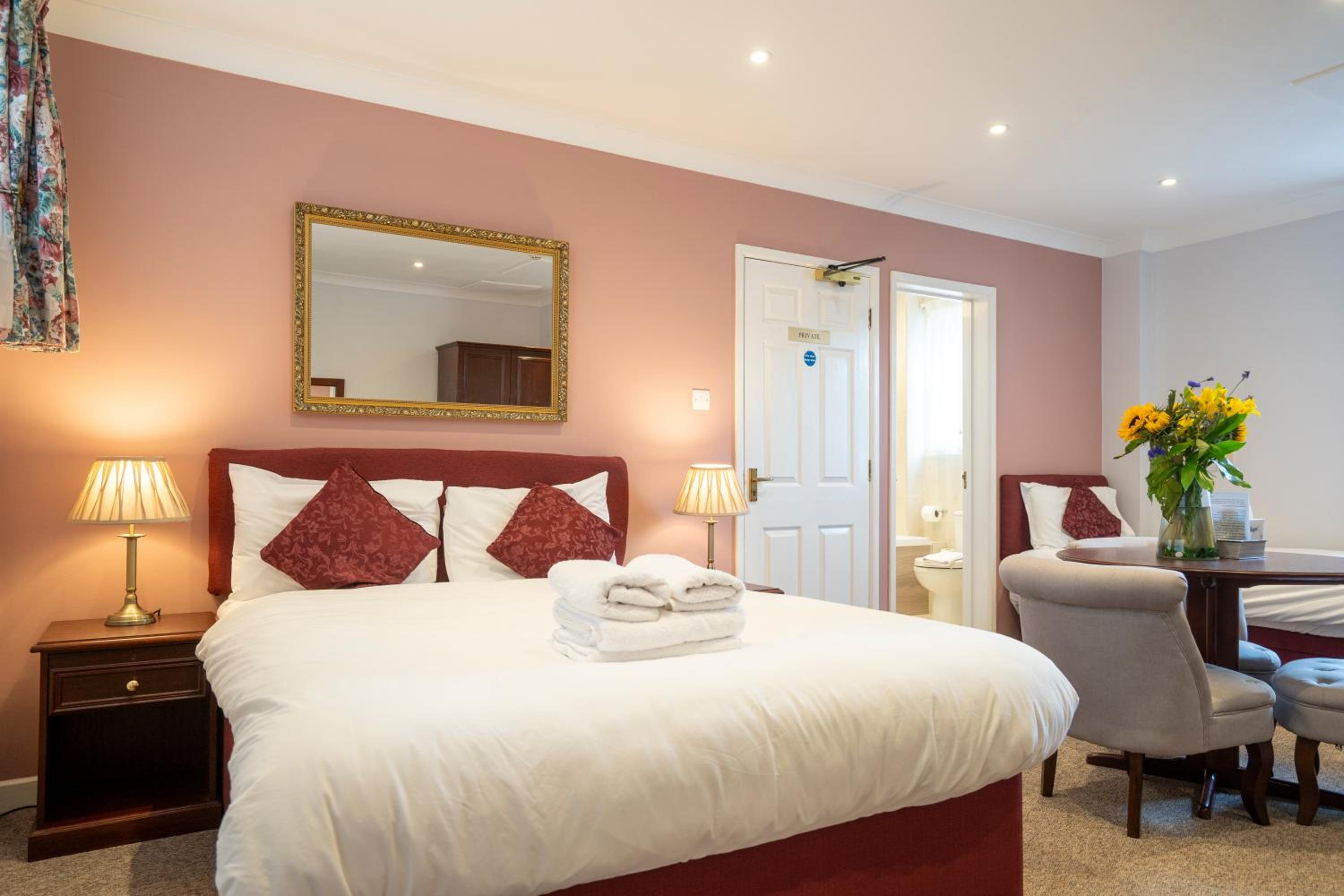 Oxford Vacations - Marlborough House - Guest House - Property Image 11