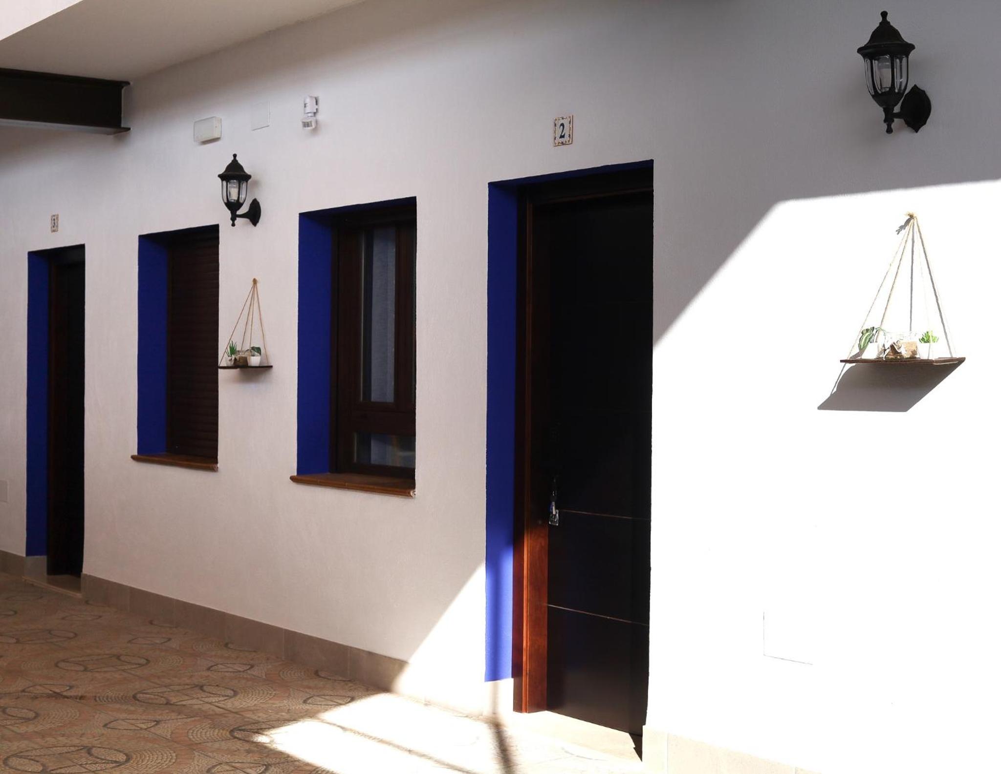 Hospedium DLJ Hostal La Paz