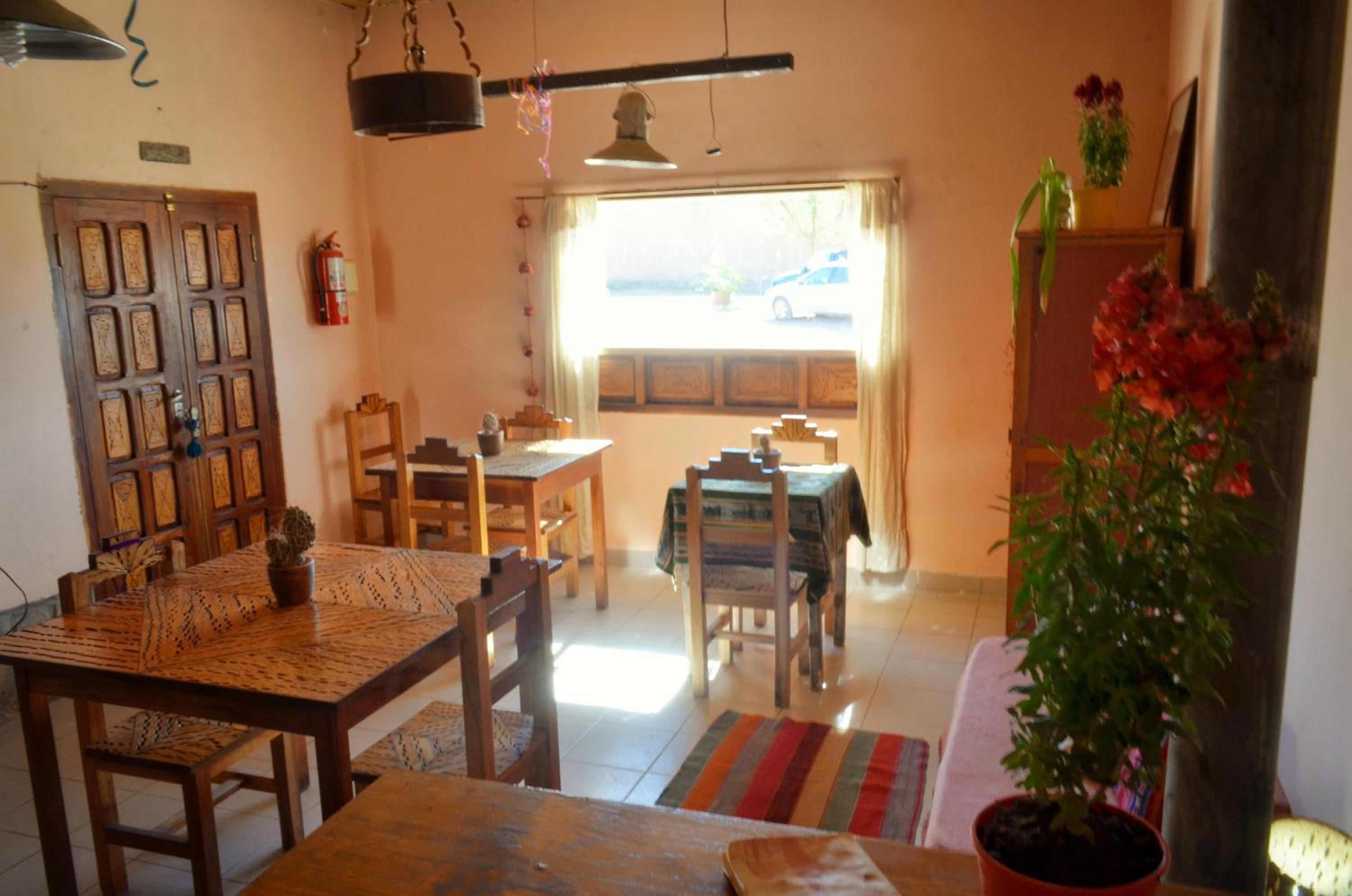 KATANUNA Hostal