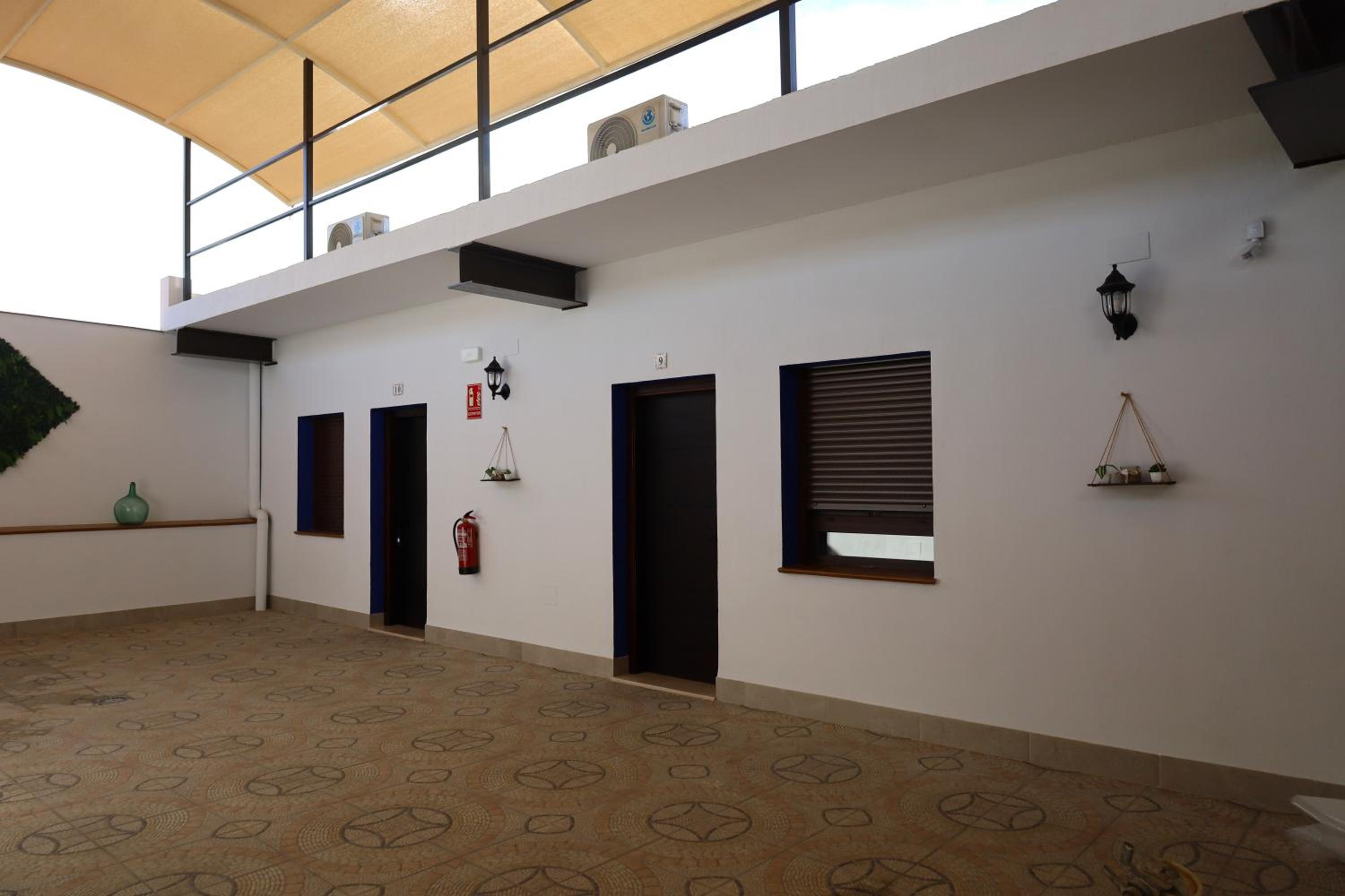 Hospedium DLJ Hostal La Paz