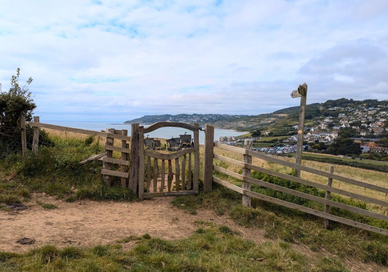 2 Bed in Chideock oc-h29331 view 3