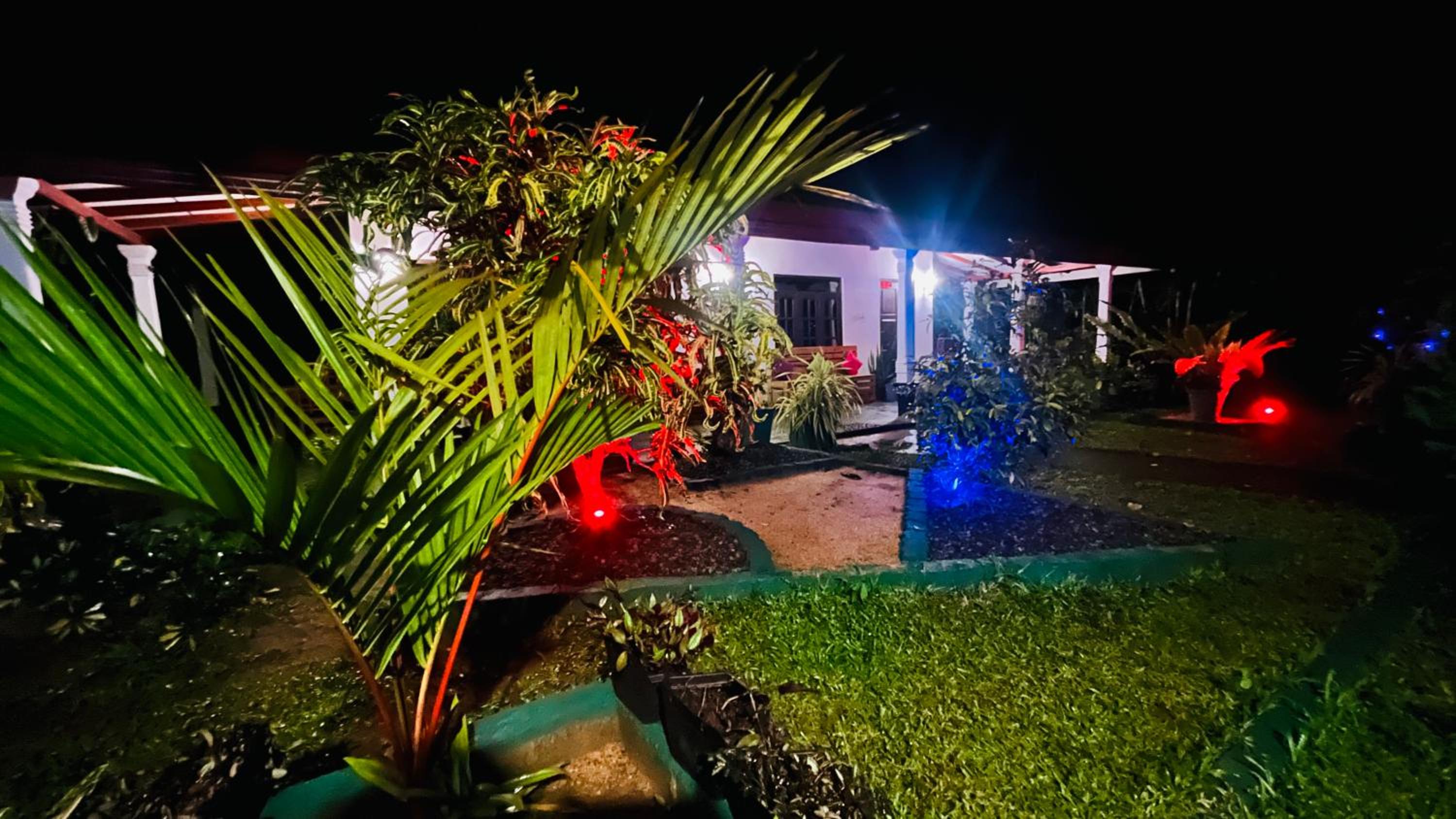 Sigiri Cardamon Villa
