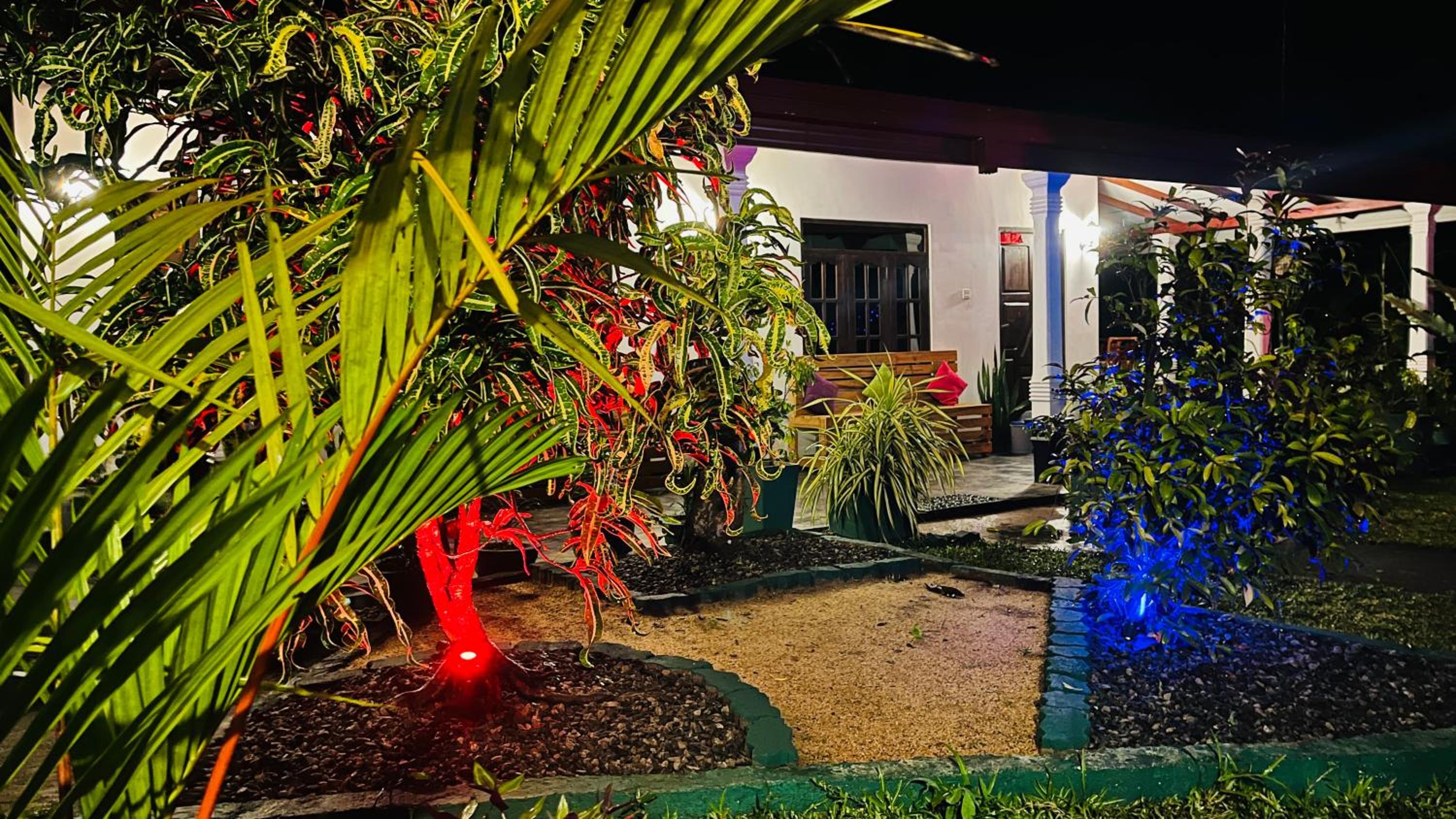 Sigiri Cardamon Villa