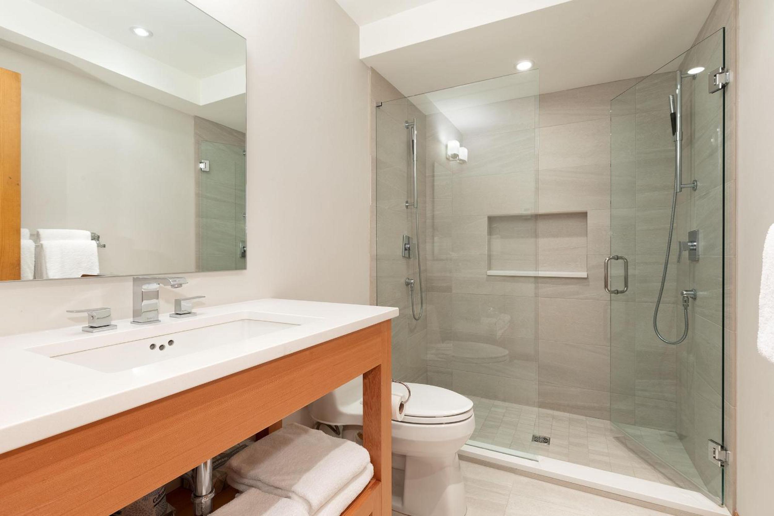 Painted Cliff 4 - Pet-Friendly, Ski-in-Ski-Out, Secure Parking, Communal Hot Tub