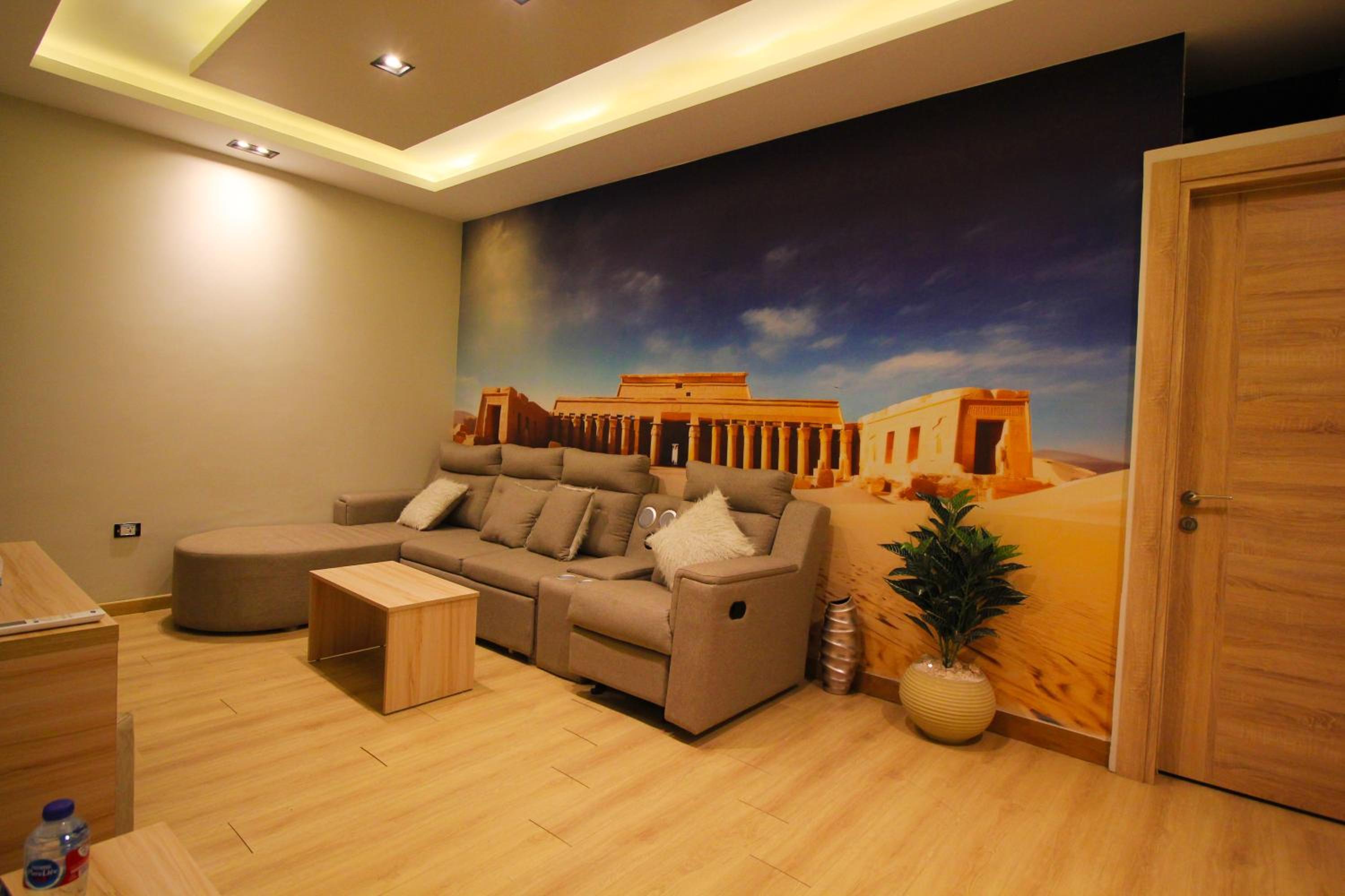Sphinx Palm View