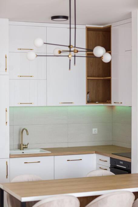 White lux apartment & parking