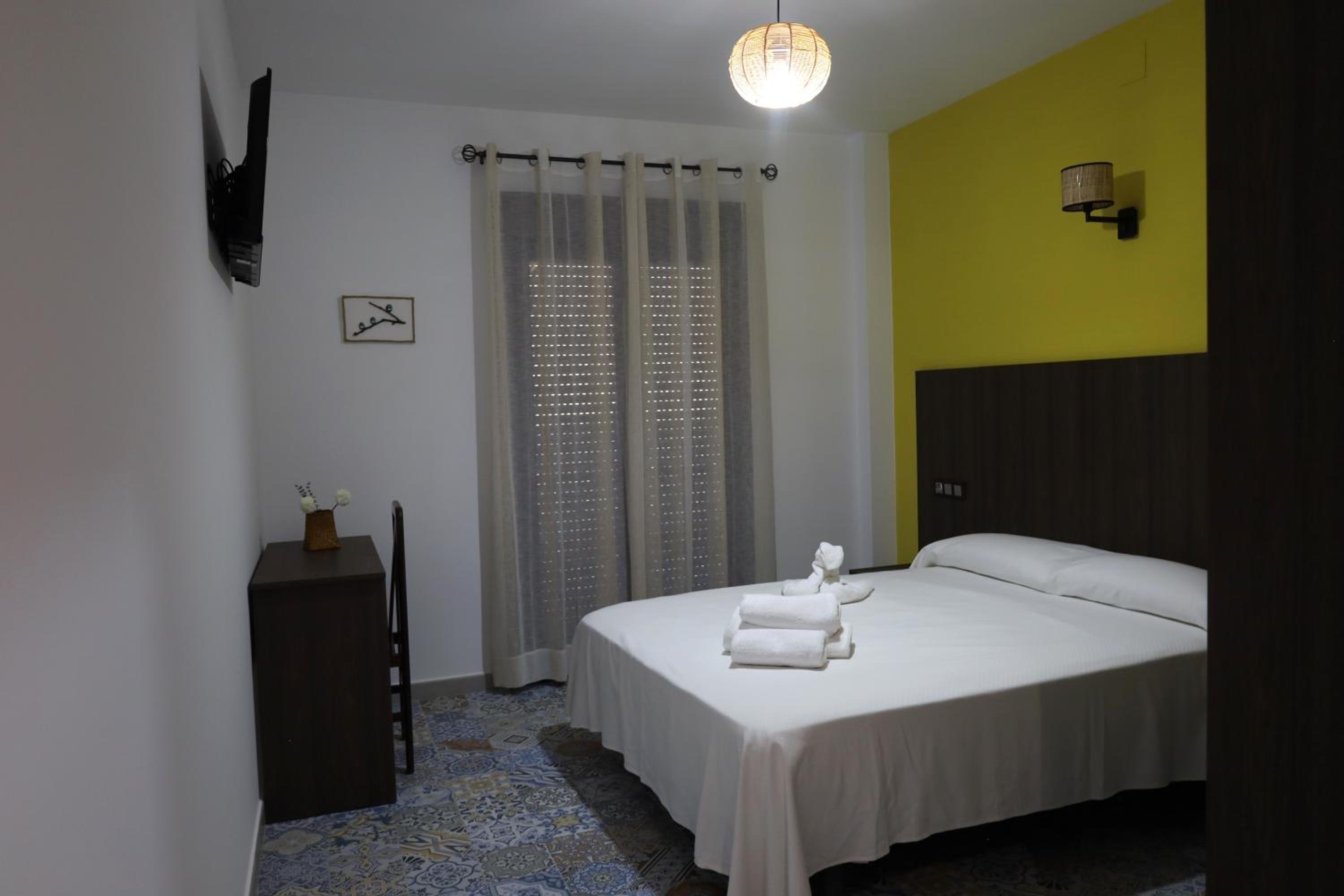 Hospedium DLJ Hostal La Paz