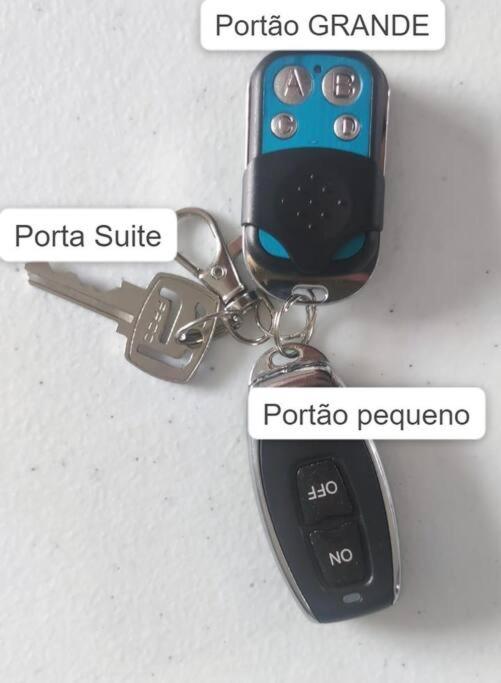 Suíte Aconchegante e Garagem Grátis - Até 4 Pessoas