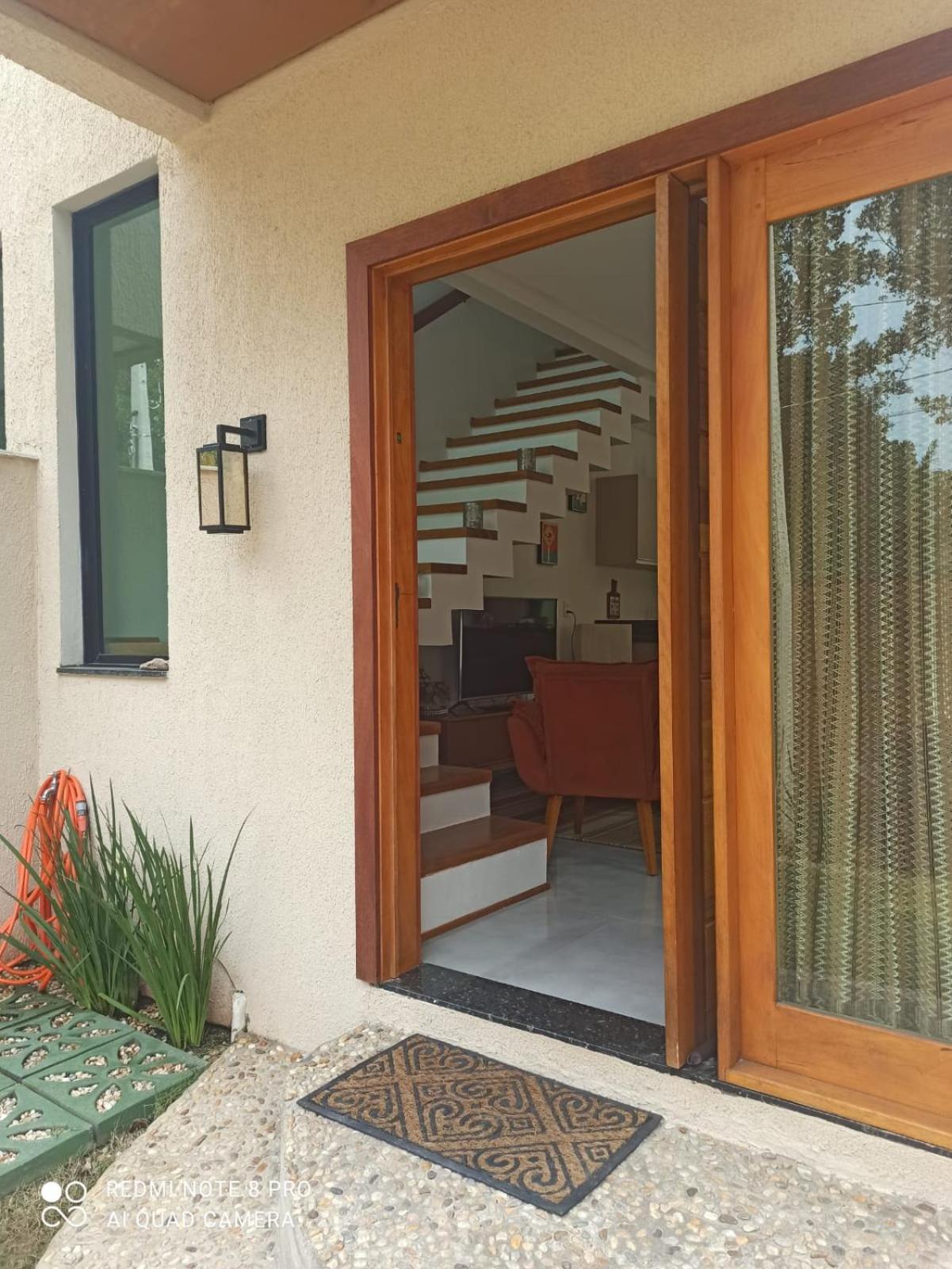 Casa completa em praia própria para banho Mariscal