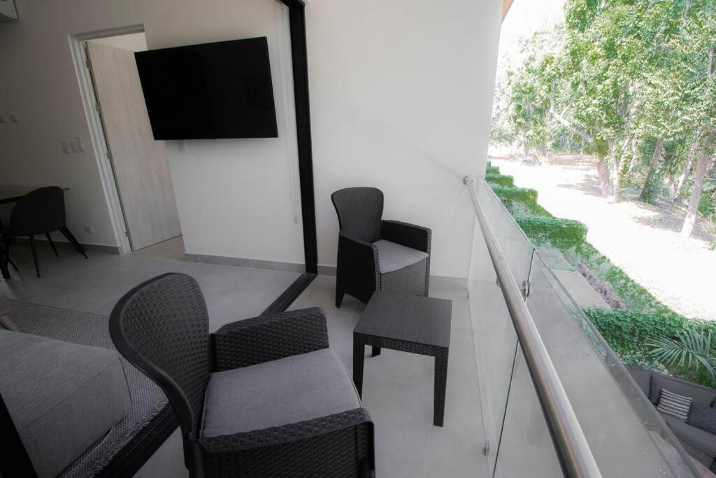 Beach Access Condo in Blue Zone