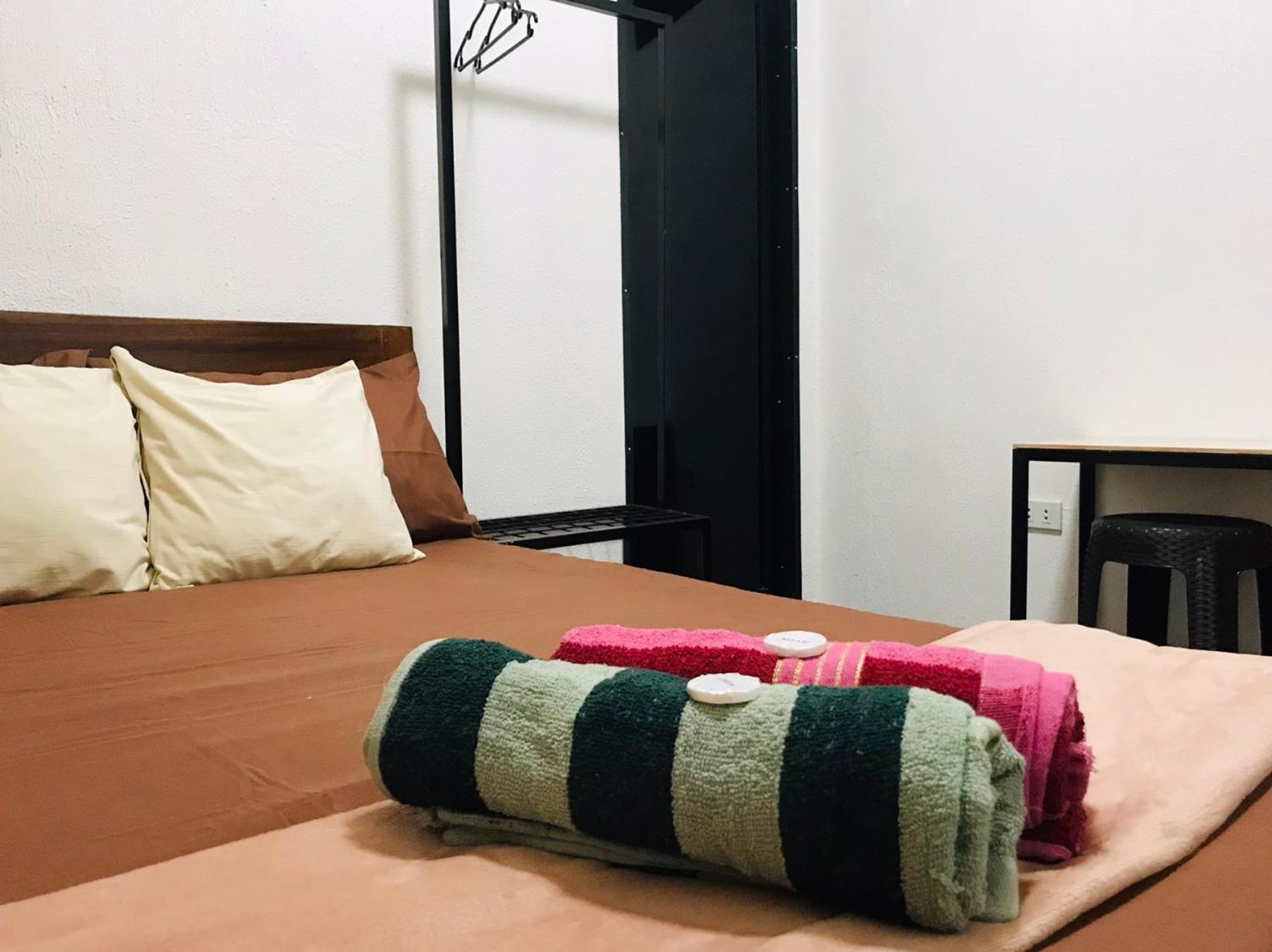 Ezkinita Room Rental - Near the Airport, City Center of Puerto Princesa Palawan view 5