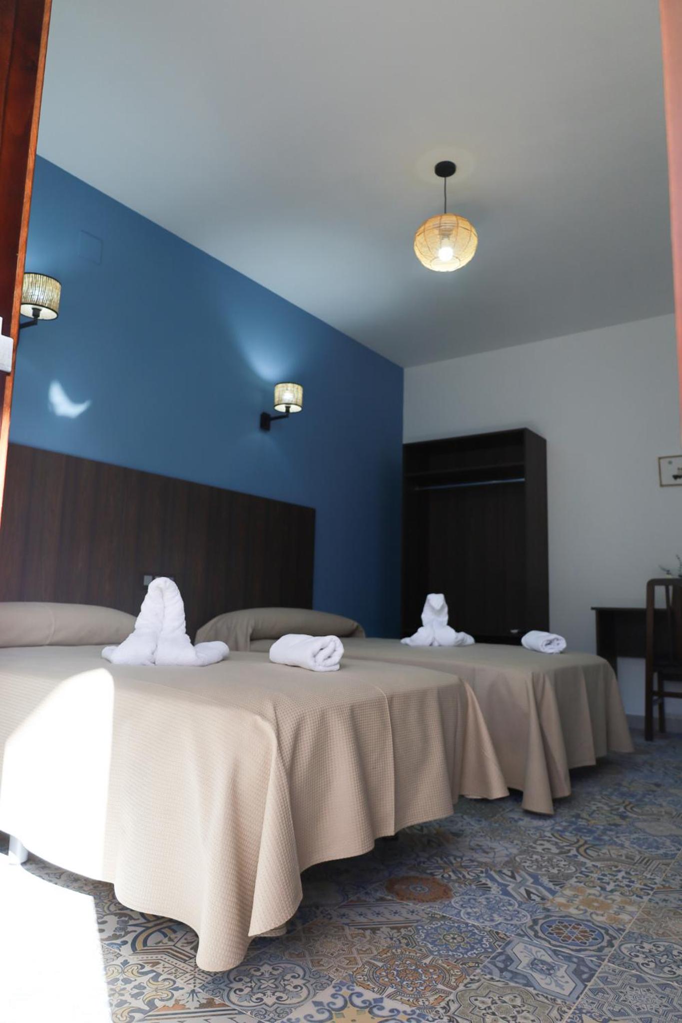 Hospedium DLJ Hostal La Paz