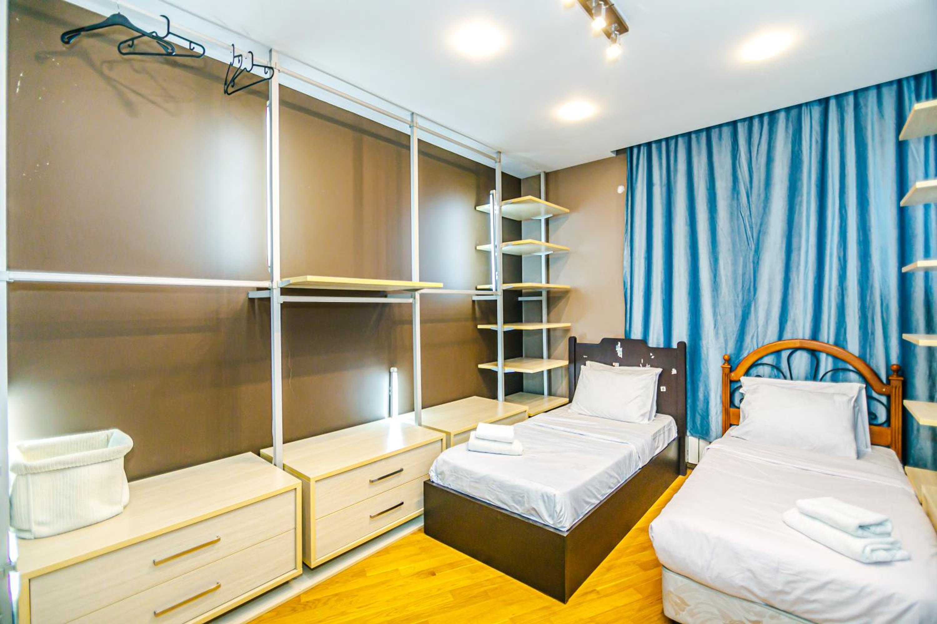 Near Marriot Courtyard 4 bedroom