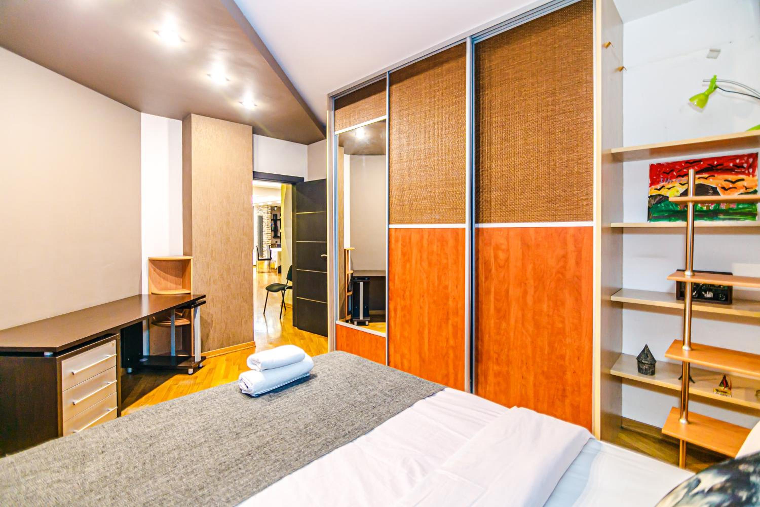Near Marriot Courtyard 4 bedroom