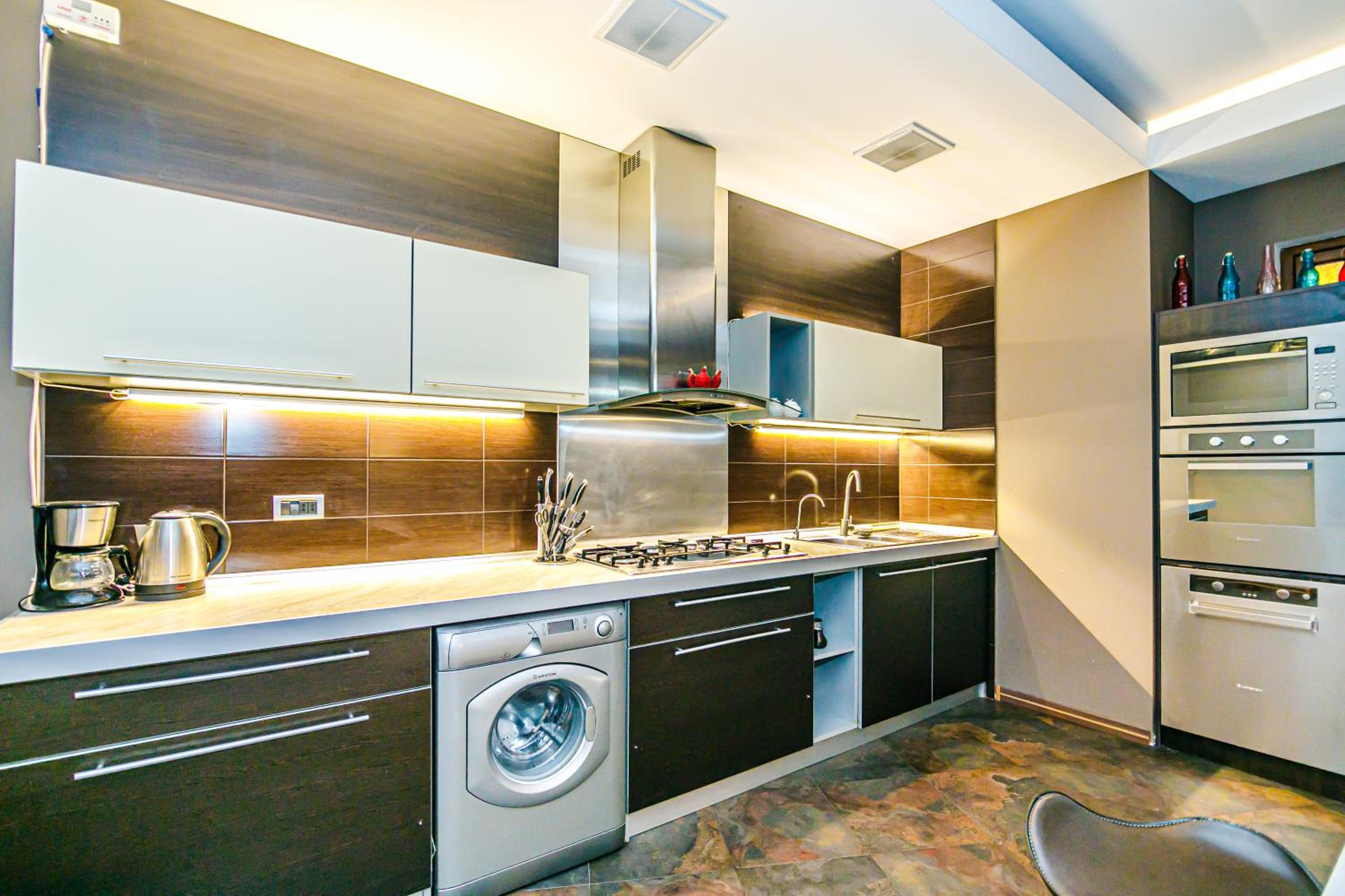 Near Marriot Courtyard 4 bedroom
