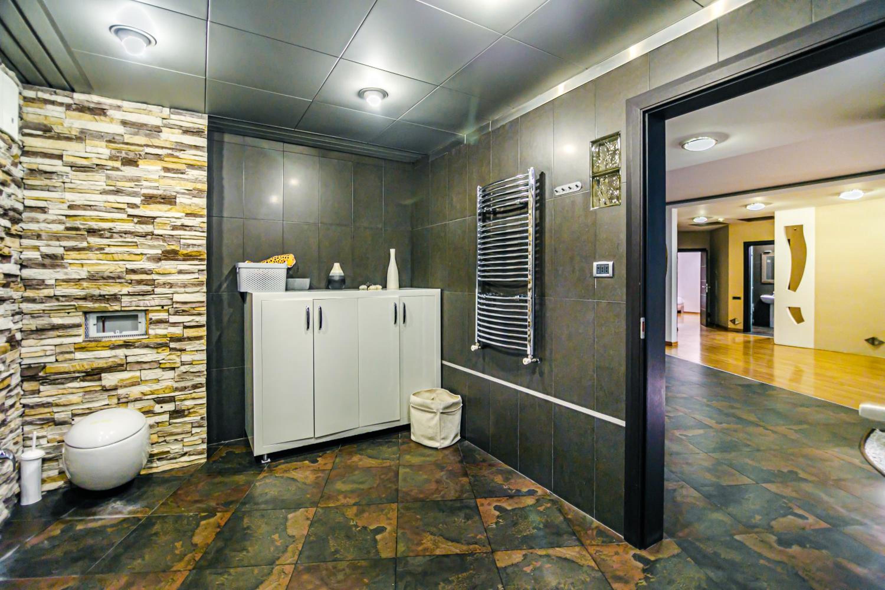 Near Marriot Courtyard 4 bedroom