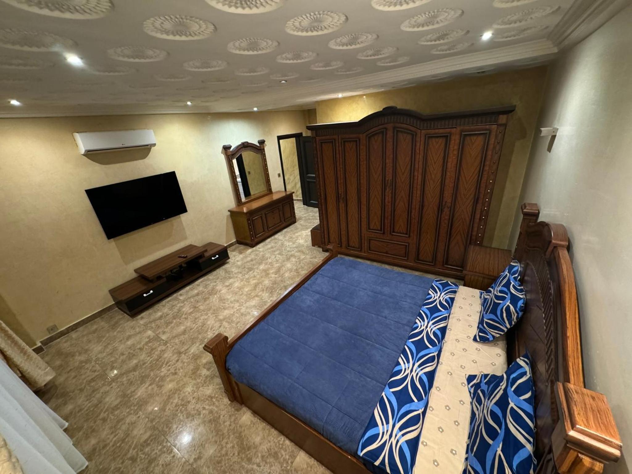 Seven suite