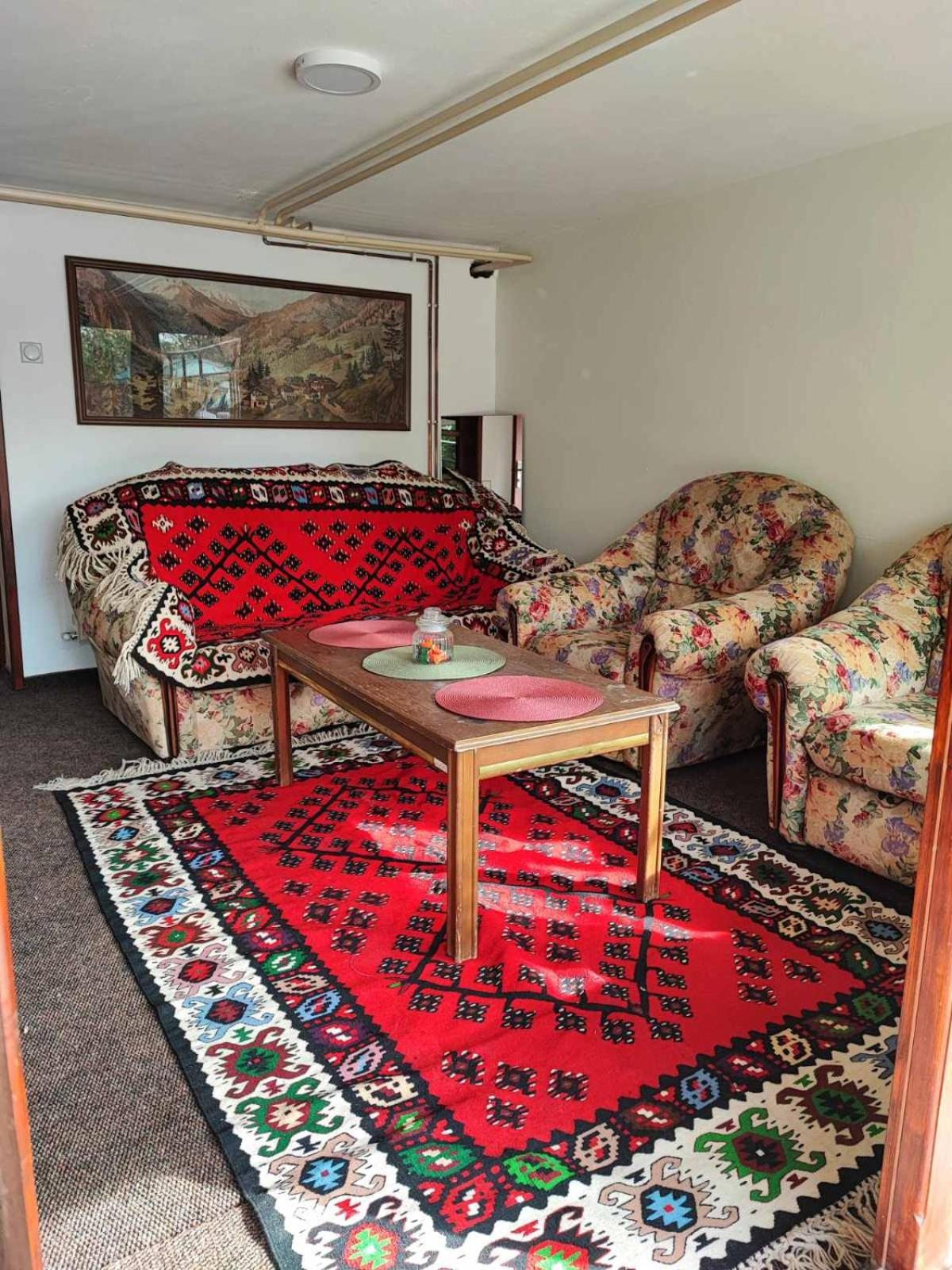 Apartmani Varos & Restaurant