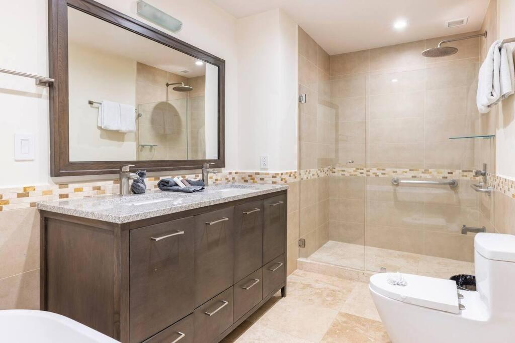 3 Bedroom Condo in Croc's Casino Resort