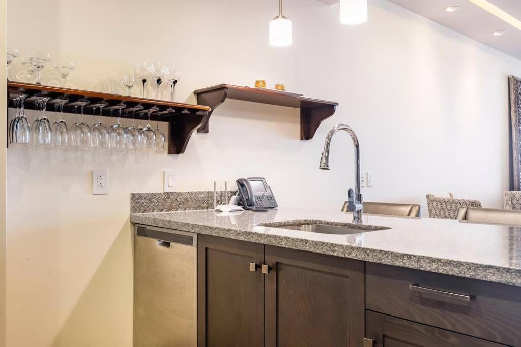 3 Bedroom Condo in Croc's Casino Resort