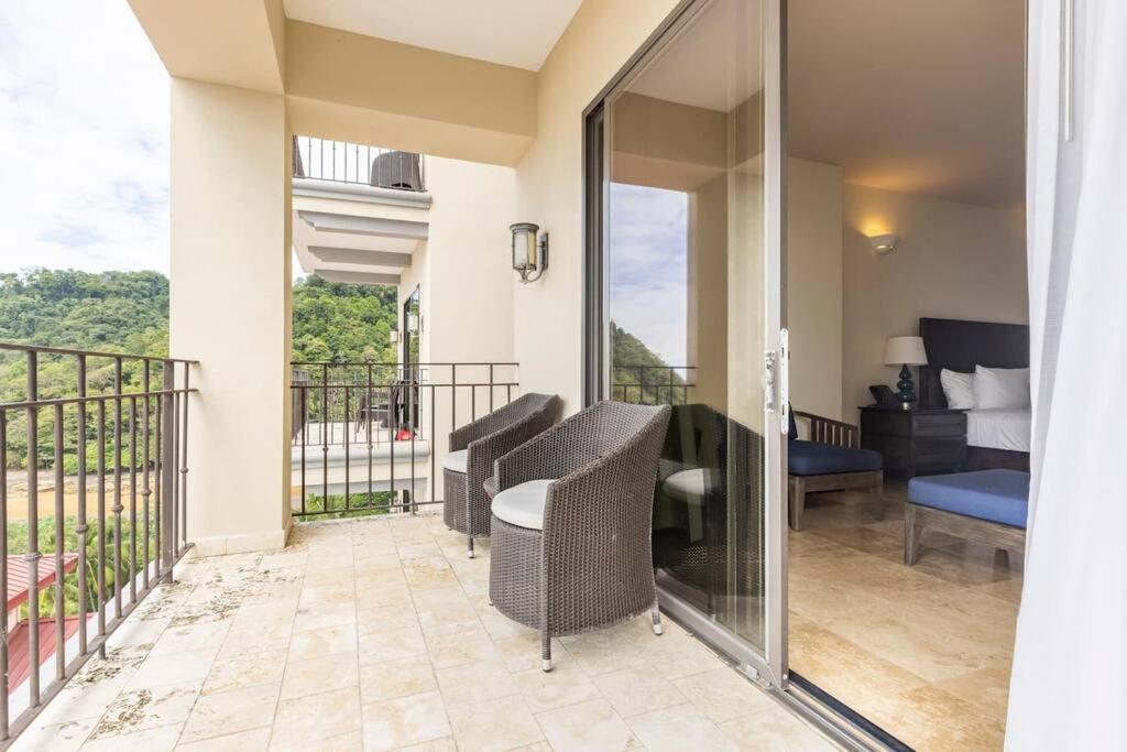3 Bedroom Condo in Croc's Casino Resort