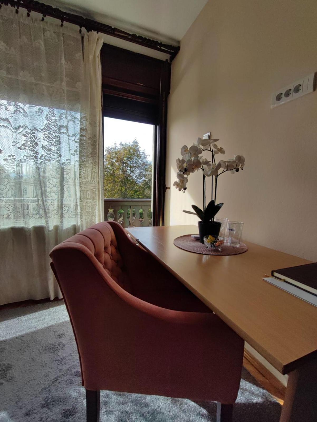 Apartmani Varos & Restaurant