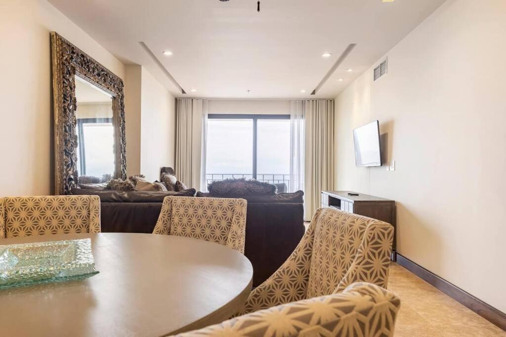 3 Bedroom Condo in Croc's Casino Resort