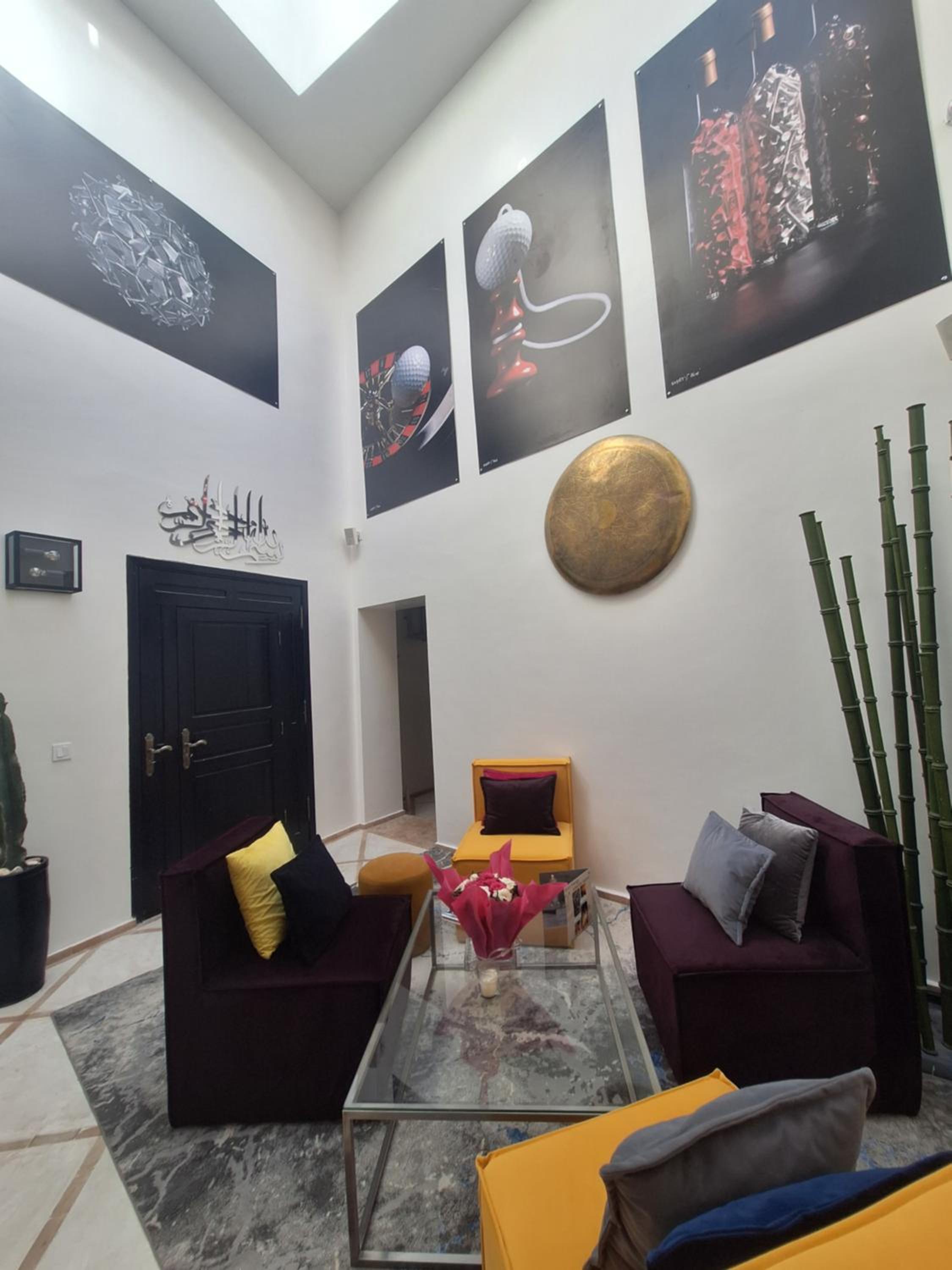 lounge