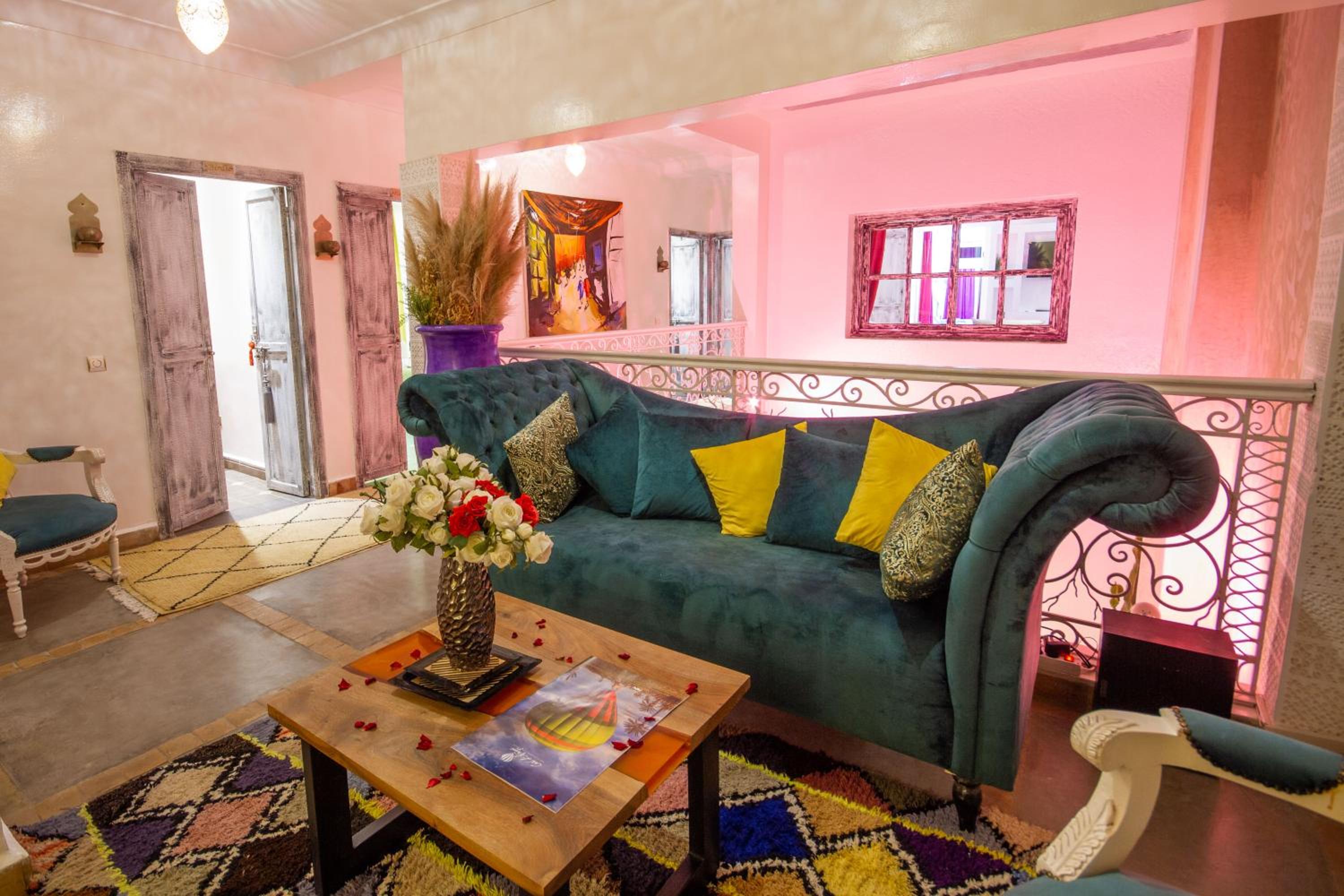 lounge
