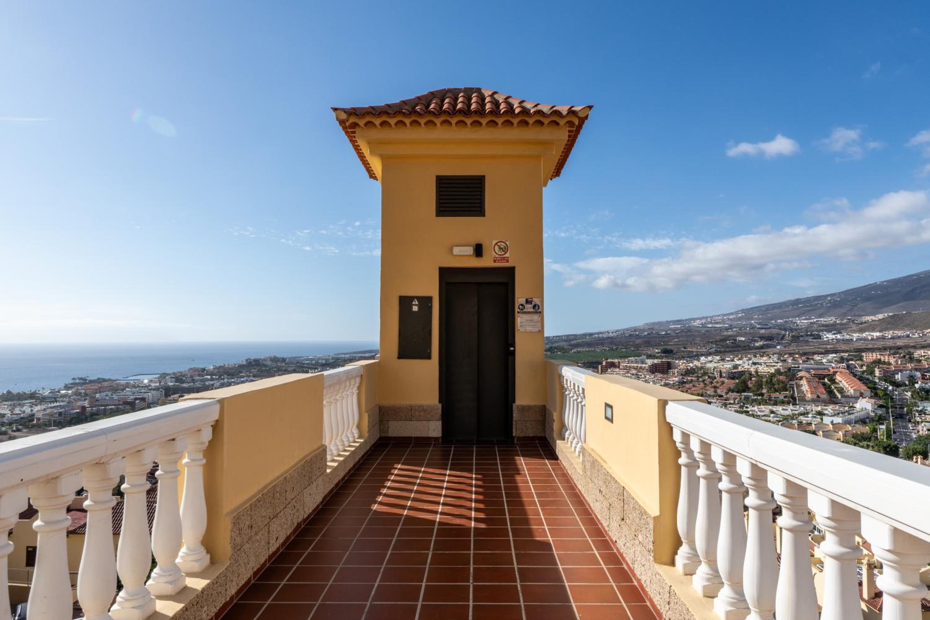 Atlantic Dream 1 BR Apartment Amazing view Balcony Climatized Pool in Balcón del Atlántico