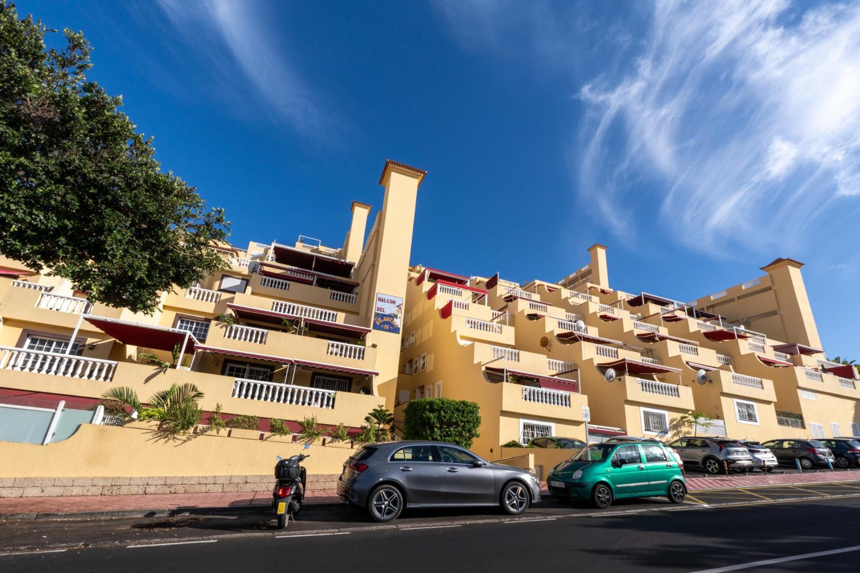 Atlantic Dream 1 BR Apartment Amazing view Balcony Climatized Pool in Balcón del Atlántico