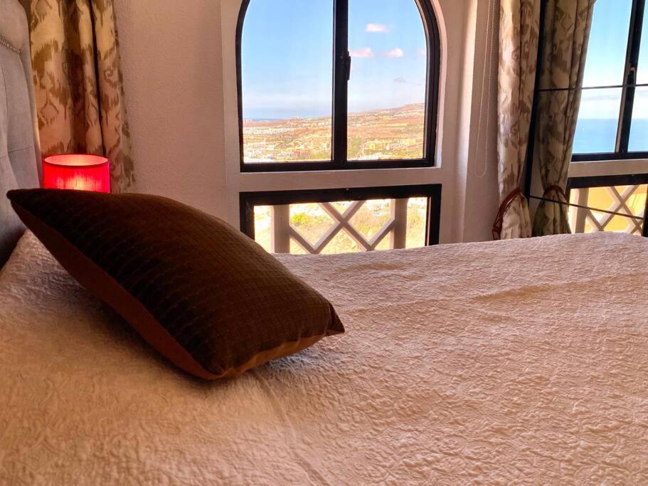 Villa Ocean View - San Eugenio view 3