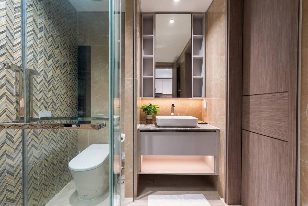 Opera 1BR The Metropole D2 River view