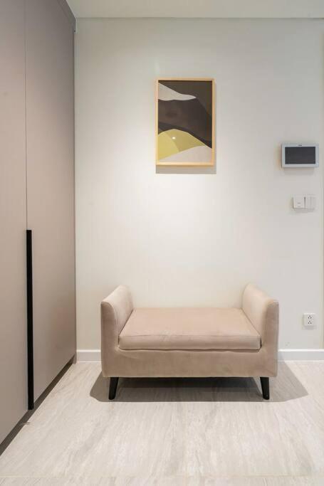 Opera 1BR The Metropole D2 River view