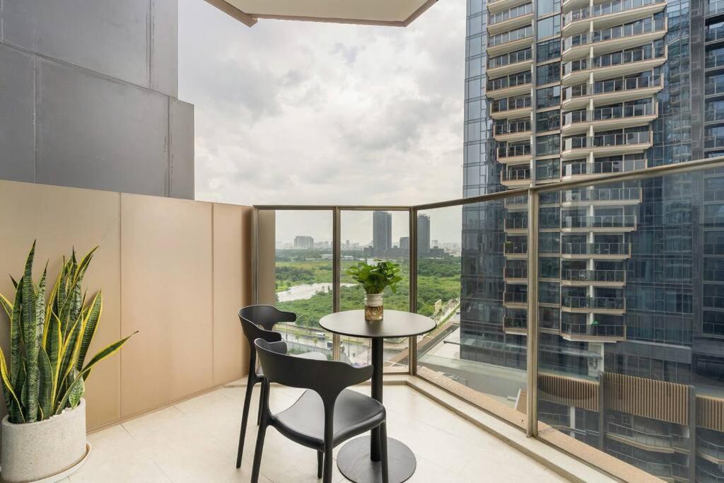 Opera 1BR The Metropole D2 River view
