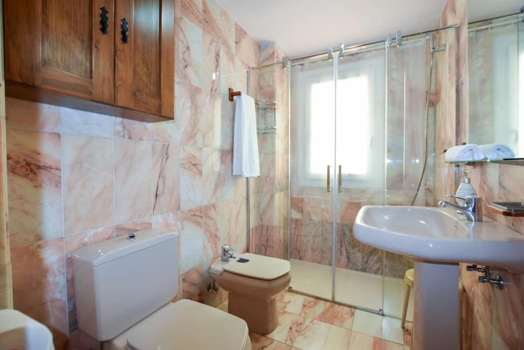 Primera línea con vistas al mar y garaje photo 2