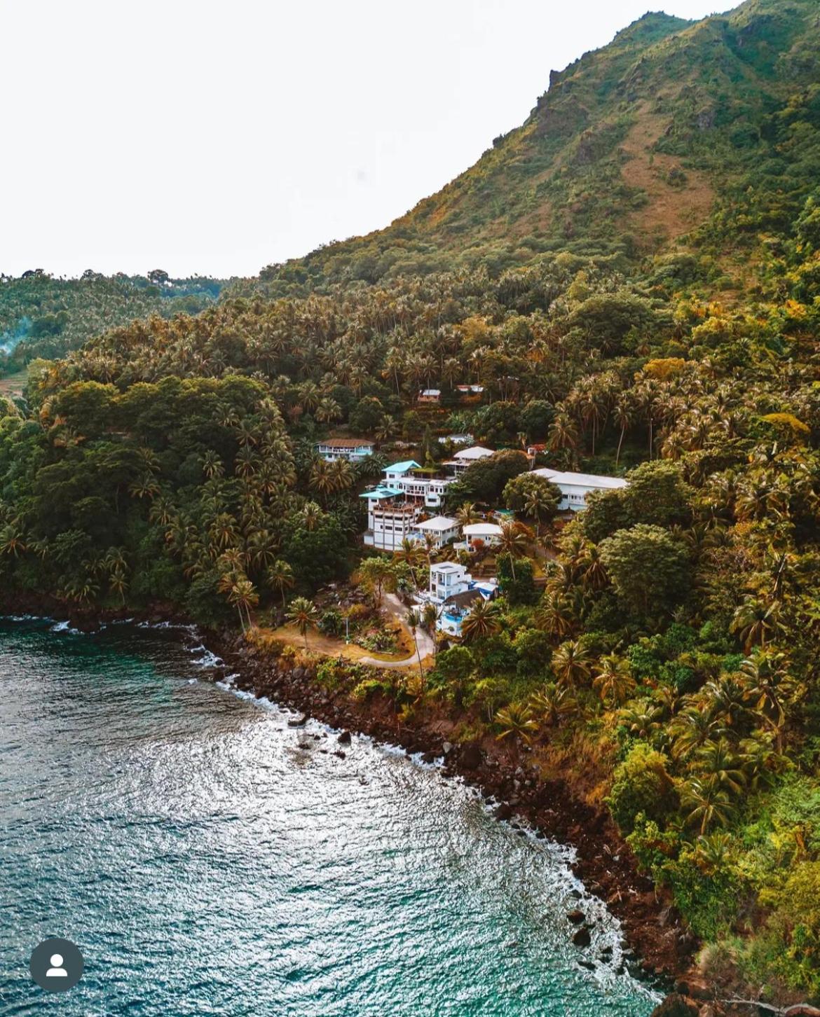 Bintana Sa Paraiso