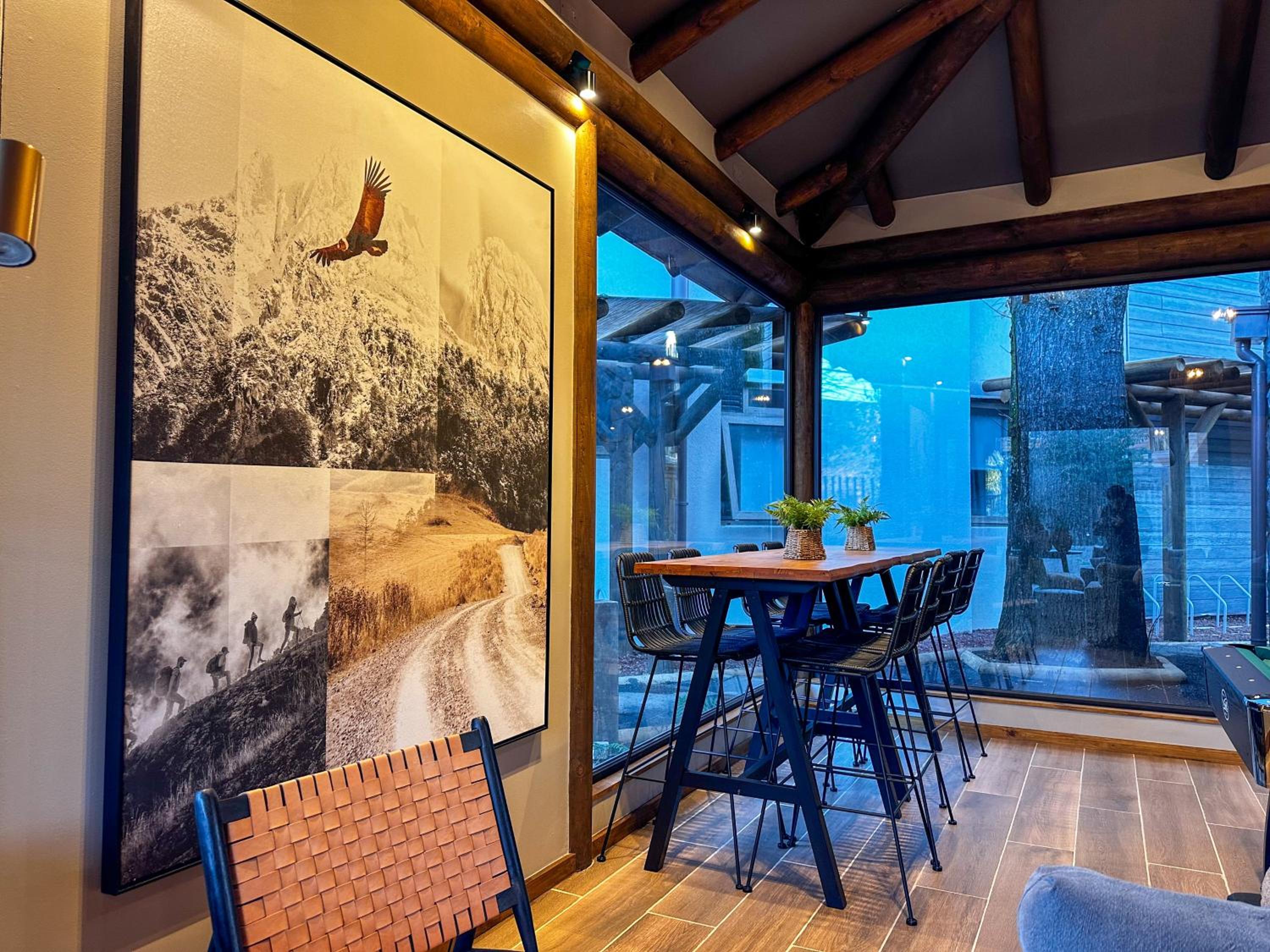 Moderno depto estudio, céntrico, piscina, estacionamiento