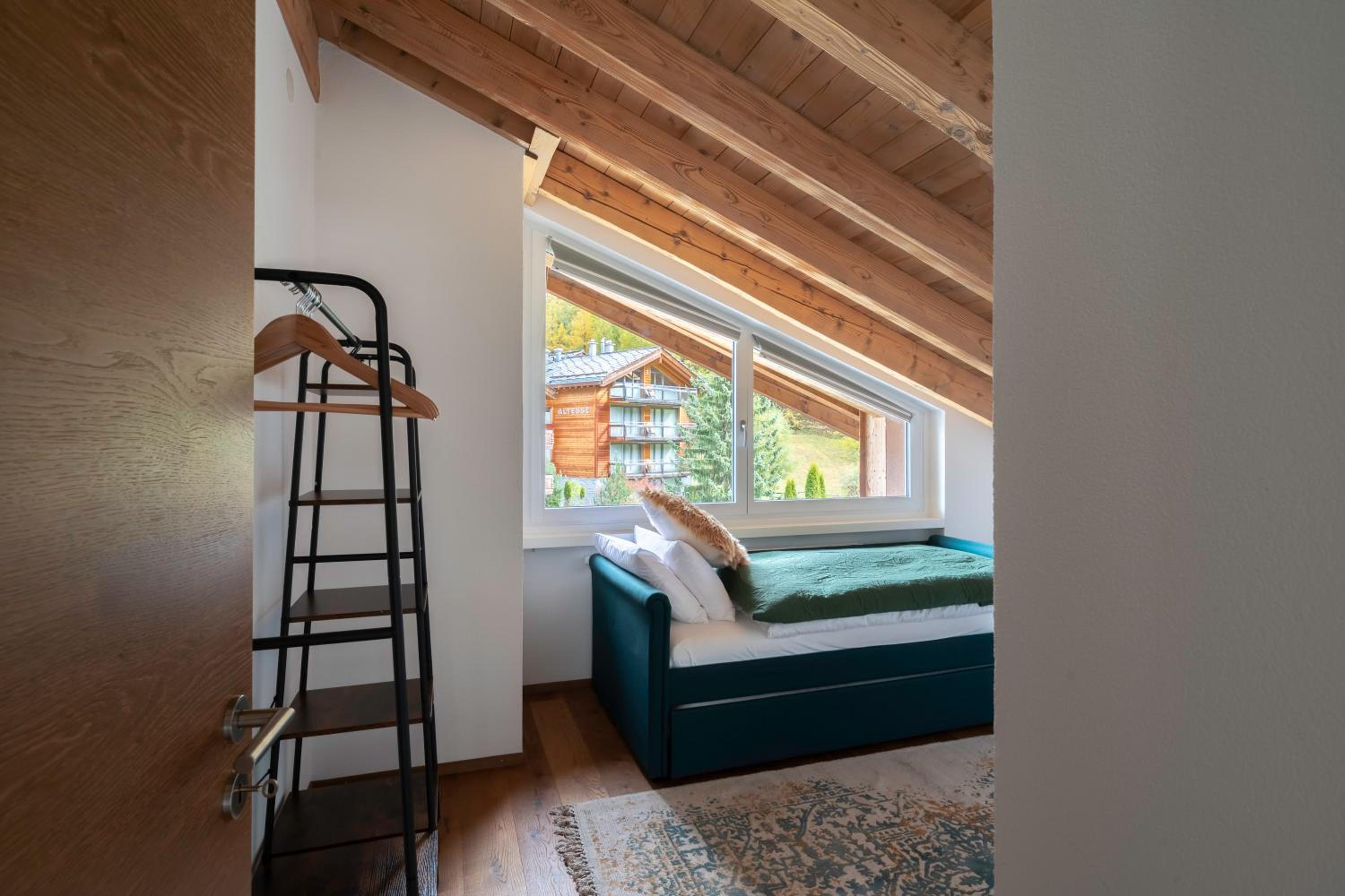 Matterhorn & Forest View Apartment
