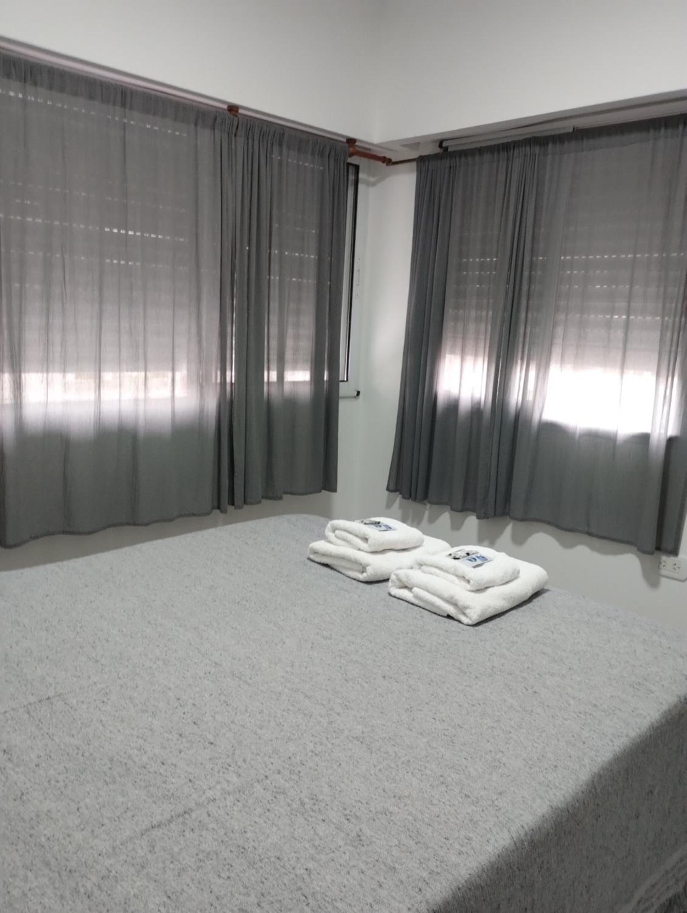 2A - Departamento Amplio - excelente vista Y UBICACION- sin wifi