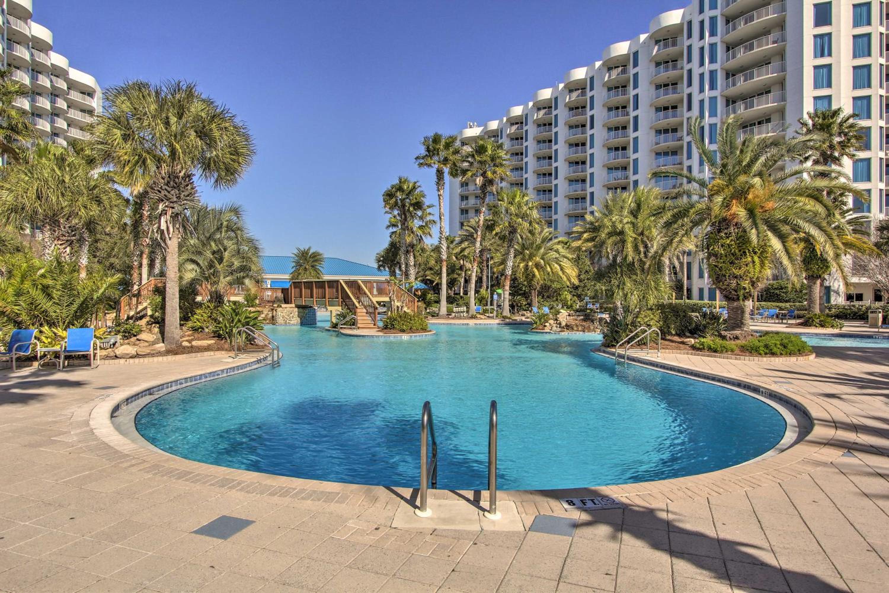 Walk to Beaches: Resort Condo in Destin! view 3