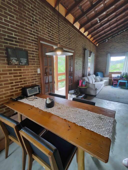 A Casa do Mato - Seu descanso com piscina na serra
