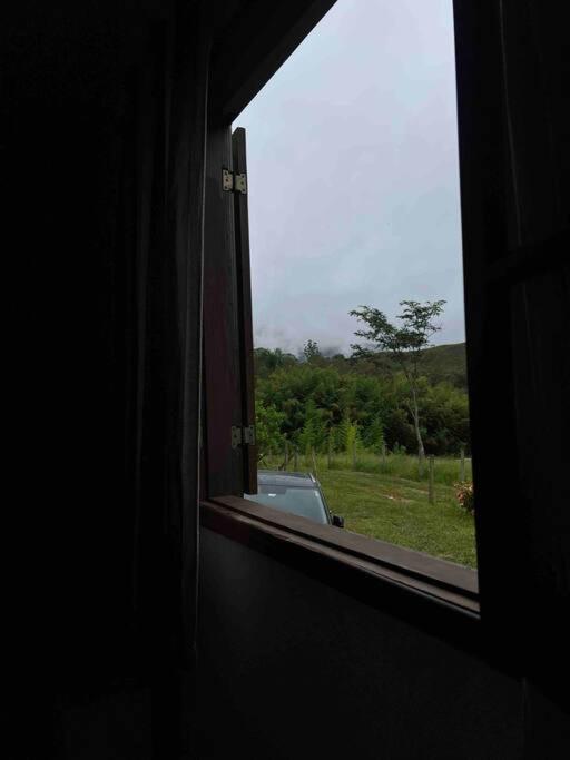 A Casa do Mato - Seu descanso com piscina na serra